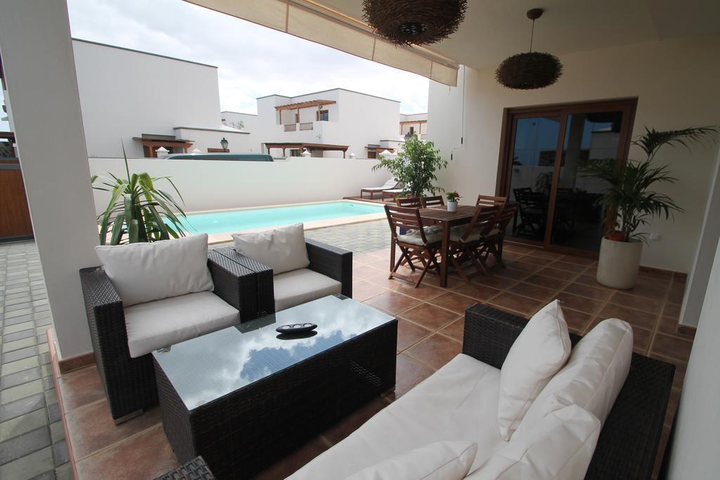 The House Of Origin Villa Costa Teguise Exteriör bild